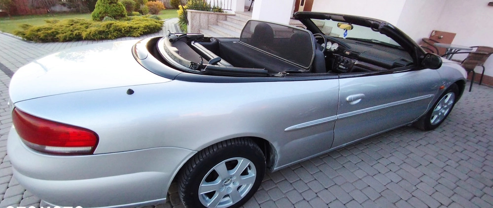 Chrysler Sebring cena 12900 przebieg: 148852, rok produkcji 2004 z Kielce małe 154